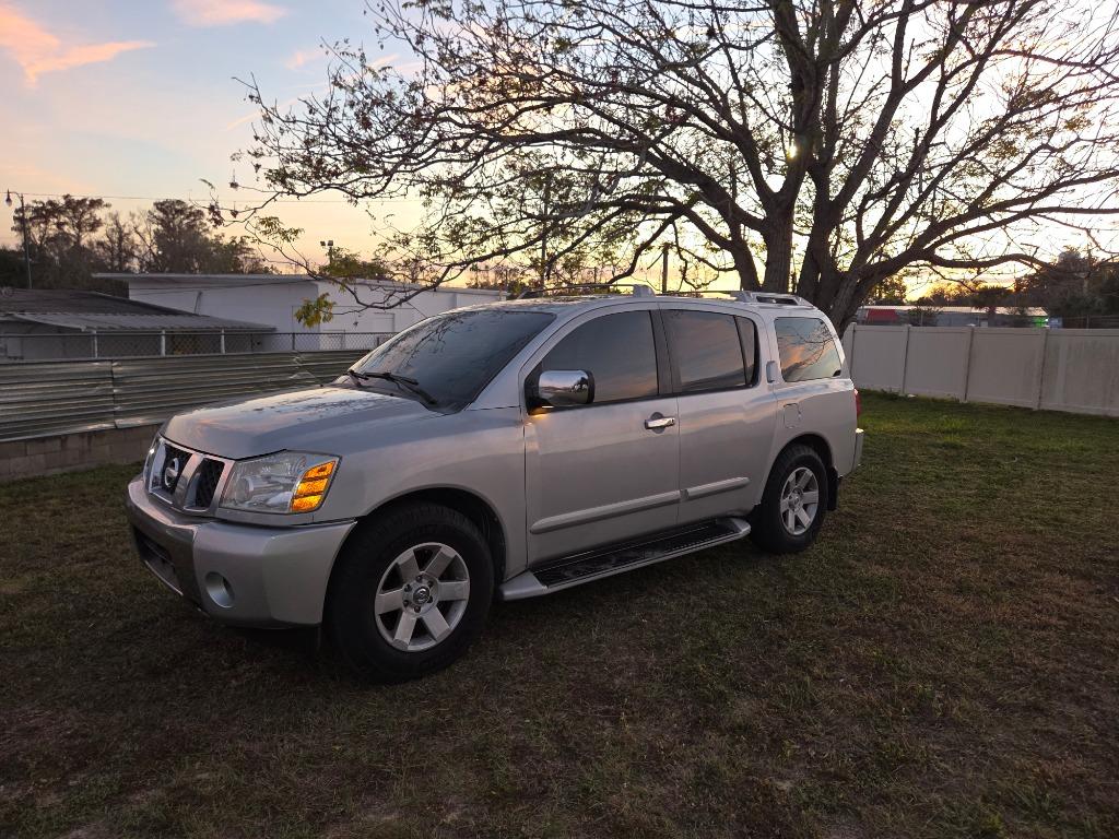2004 Nissan Armada LE