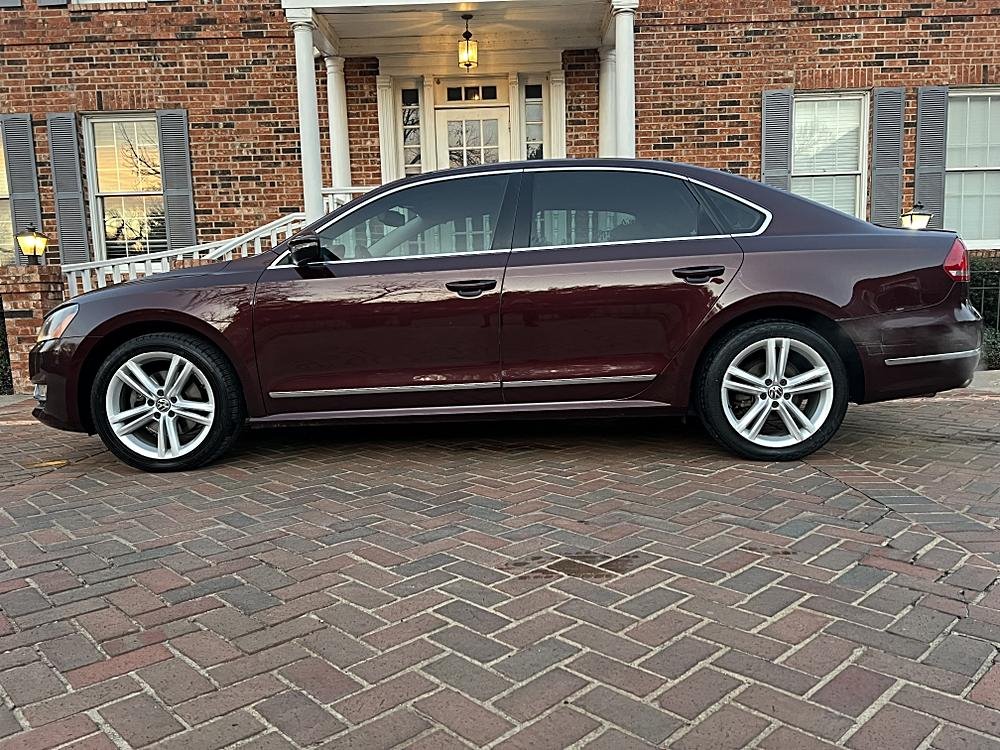 2012 Volkswagen Passat SE