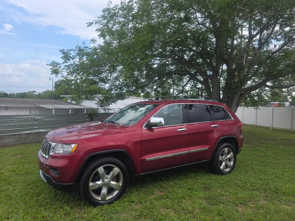 2013 Jeep Grand Cherokee Limited 4WD's photo